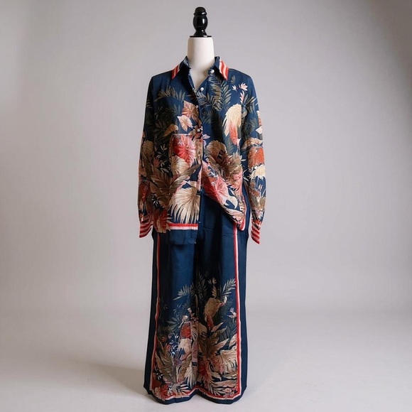 ✨HOST PICK✨ Floral Print Linen Coords - Picture 2 of 5